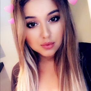 Meet your Posher, Valentina